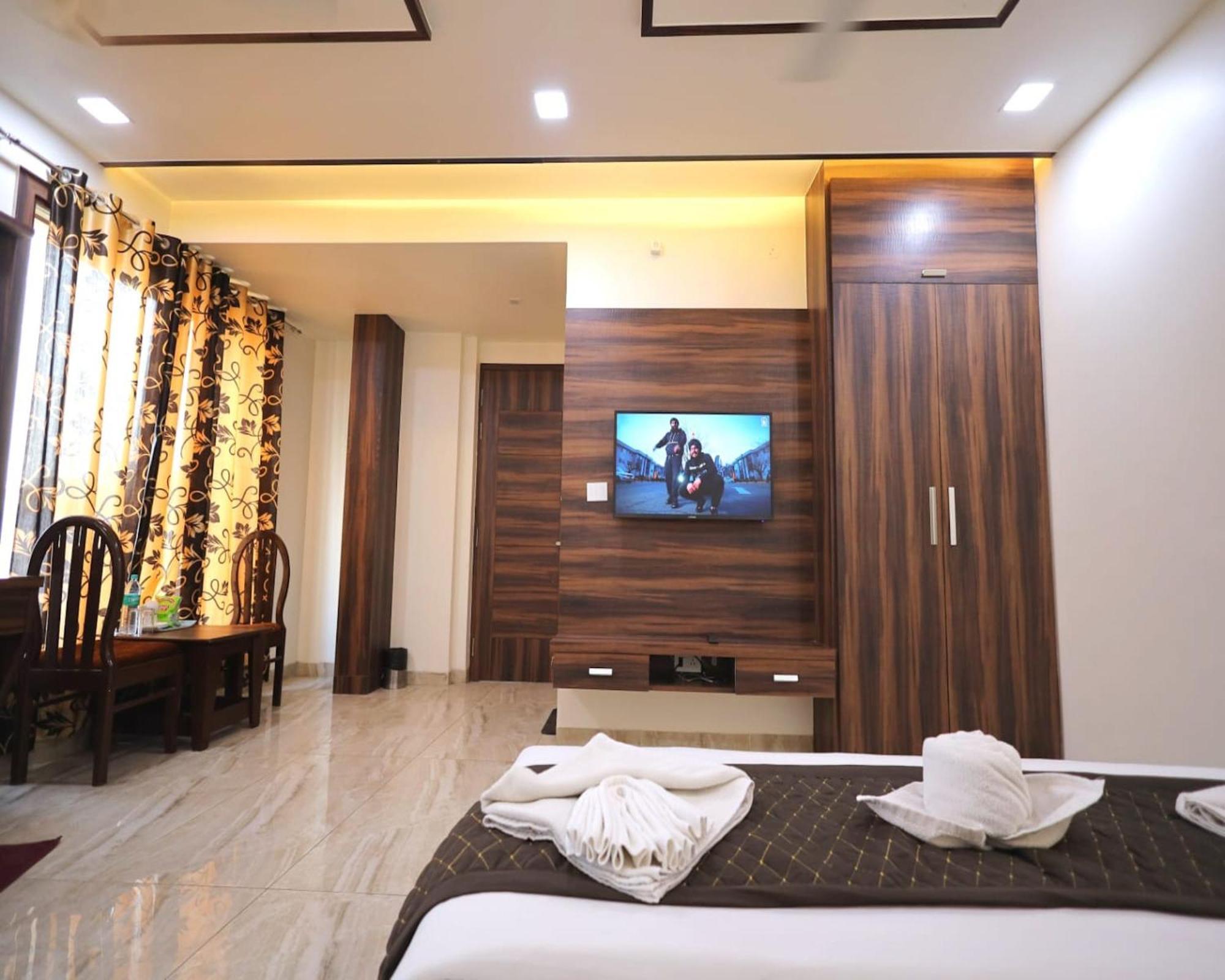 Crown Hotel Agra Near Taj Mahal Luaran gambar