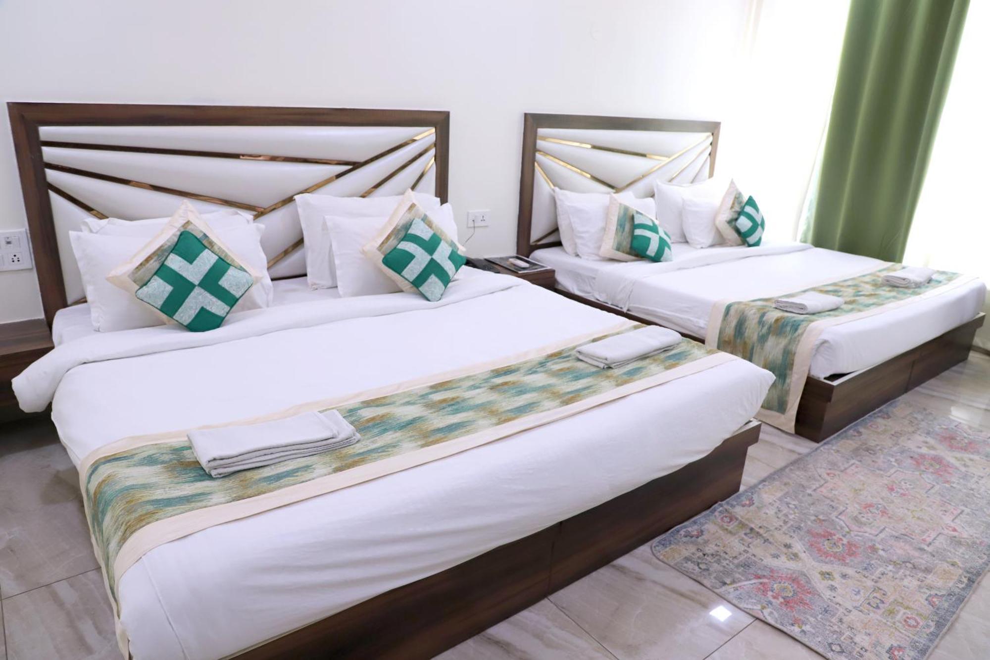 Crown Hotel Agra Near Taj Mahal Luaran gambar
